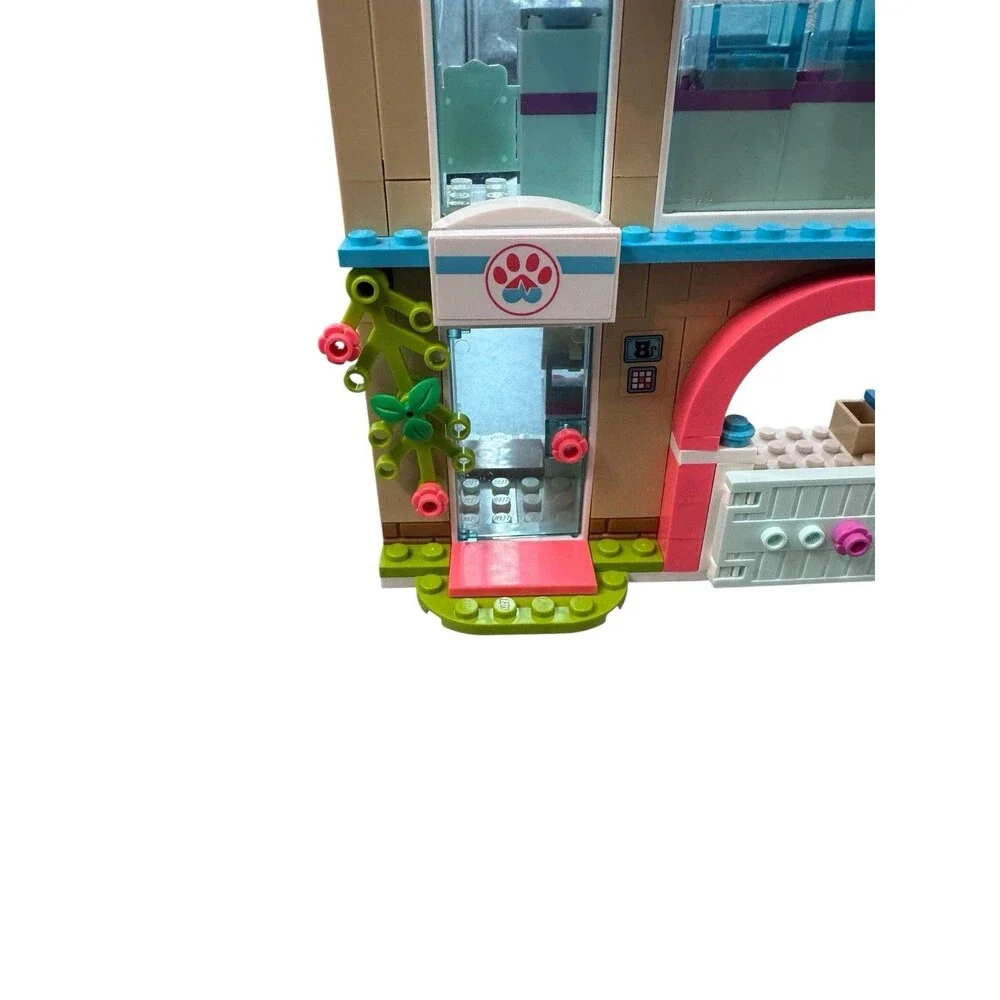 LEGO Friends: Heartlake City Vet Clinic (41446) – AS IS, Missing Pieces